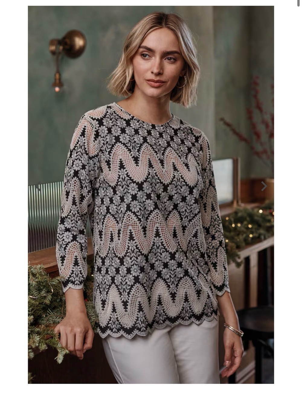 J.JILL EMBROIDERED LACE TOP BLACK CREAM MEDIUM NWOT